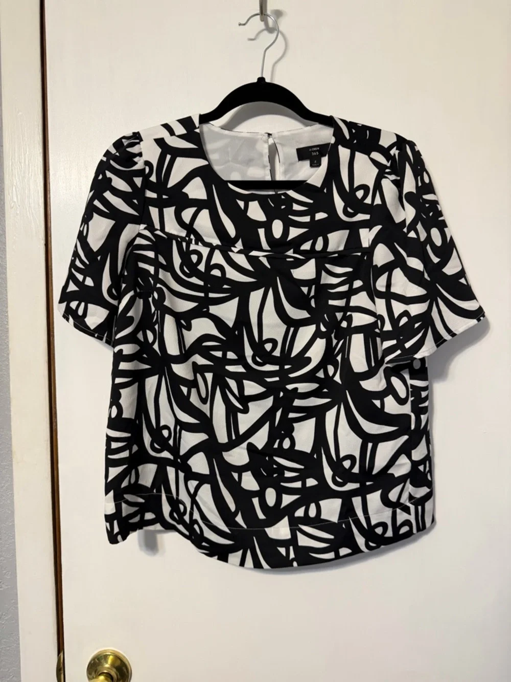 J. Crew Black and White Abstract Short Sleeve Blouse